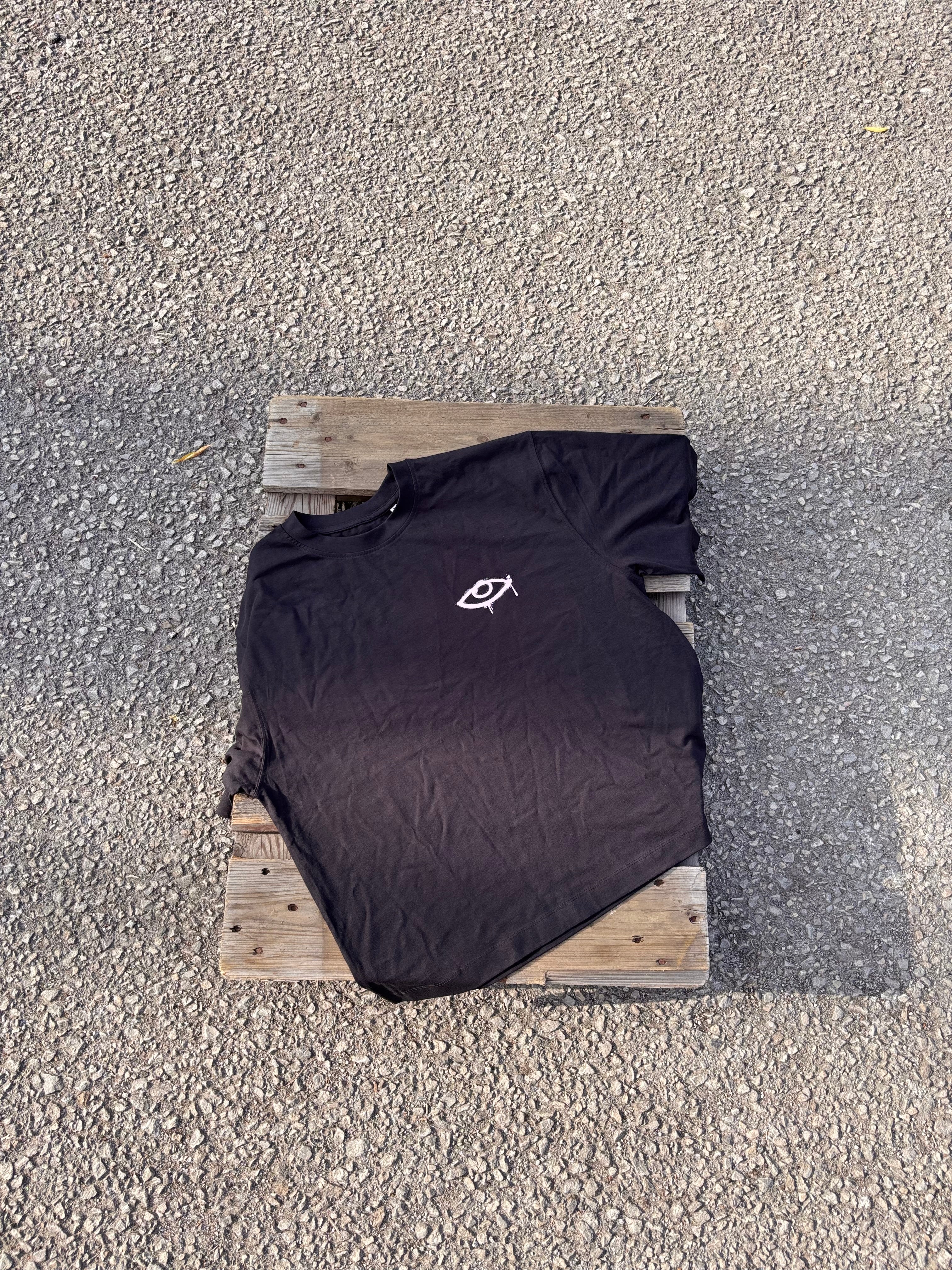 Black Eye Tee